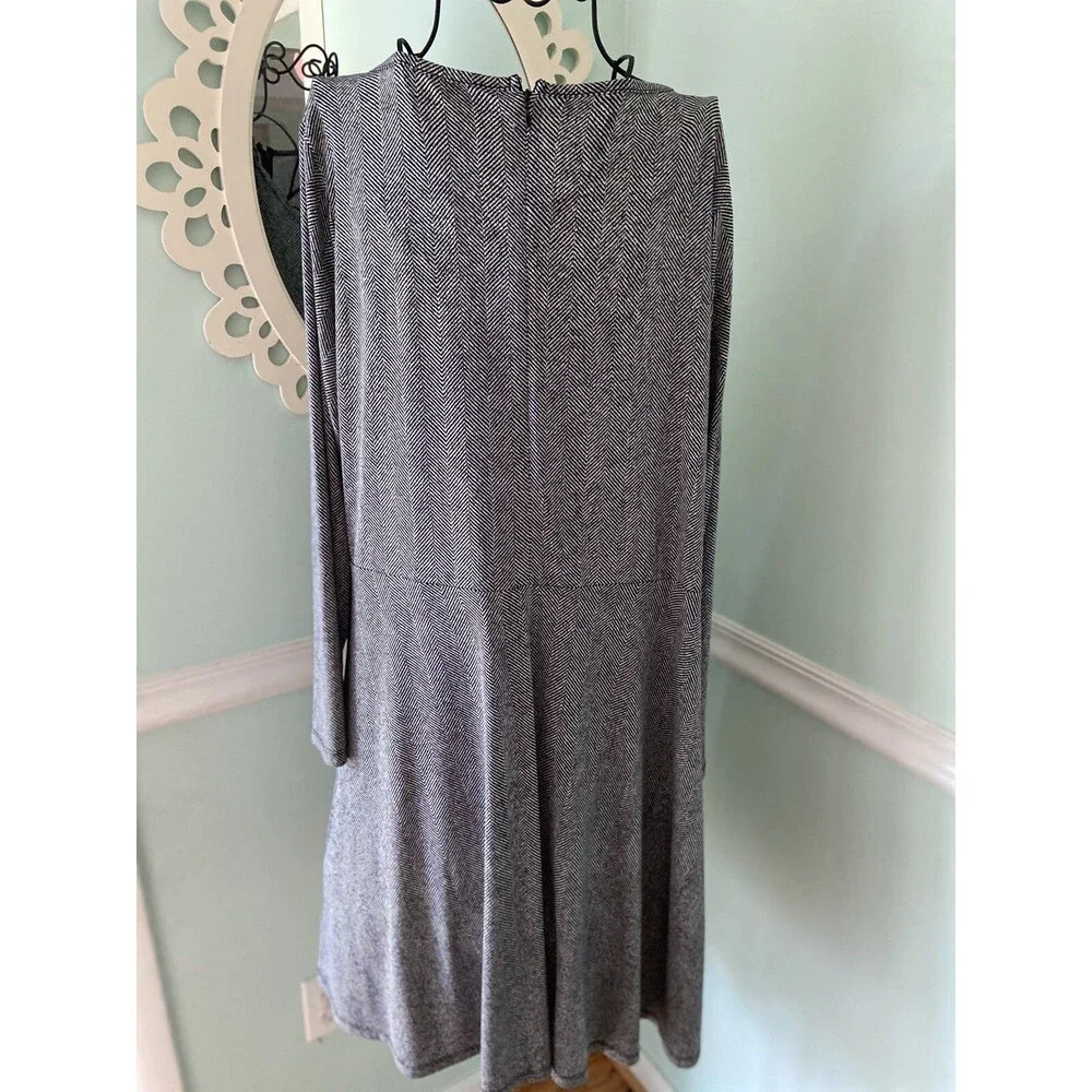 Michael Kors Long Sleeve Dress - Black‎ White- Size 1X - Back Zip